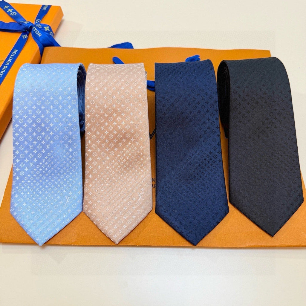 Louis Vuitton Style Men's Textured Silk Tie