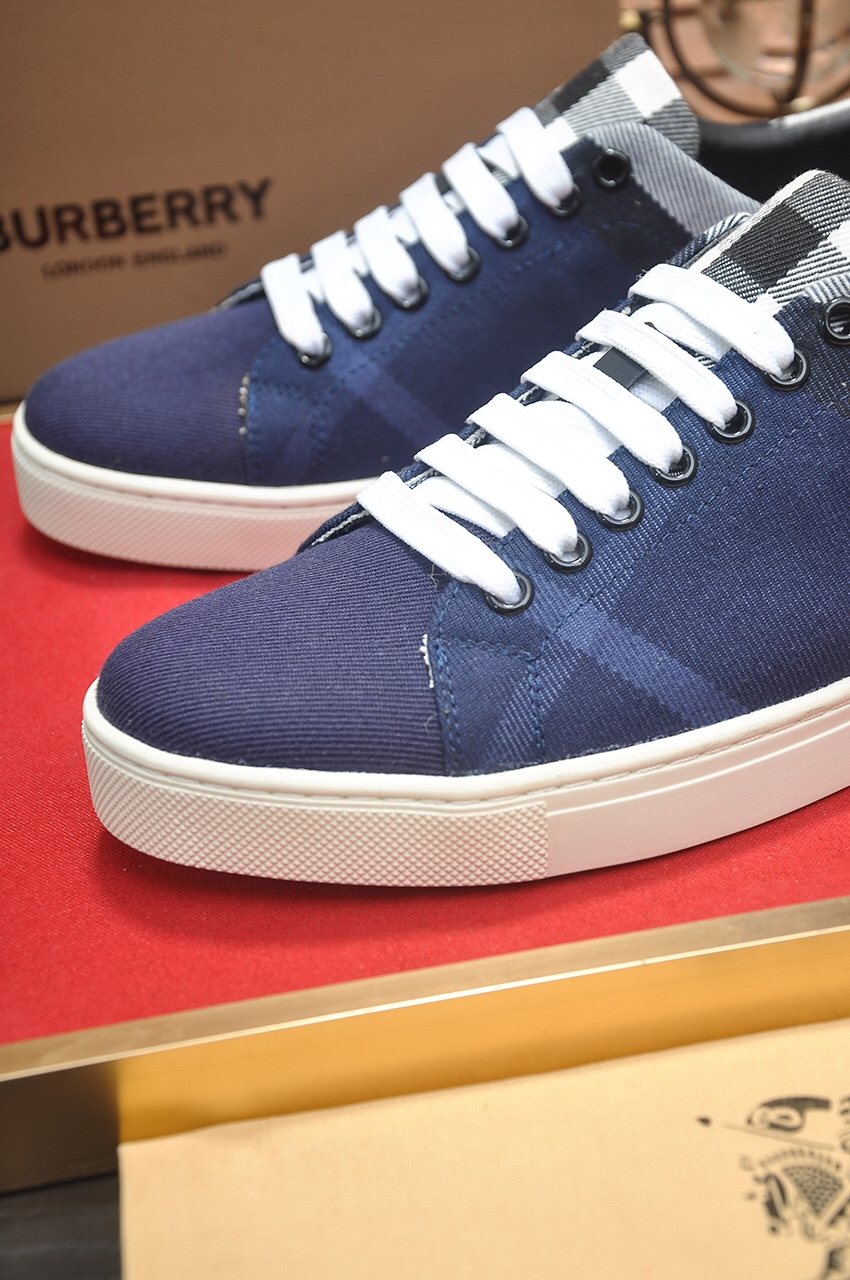 Burberry Navy Check Low-Top Sneakers - White Laces And Rubber Sole